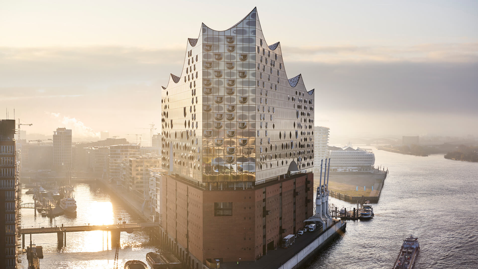 coopercopter_elbphilharmonie_171010